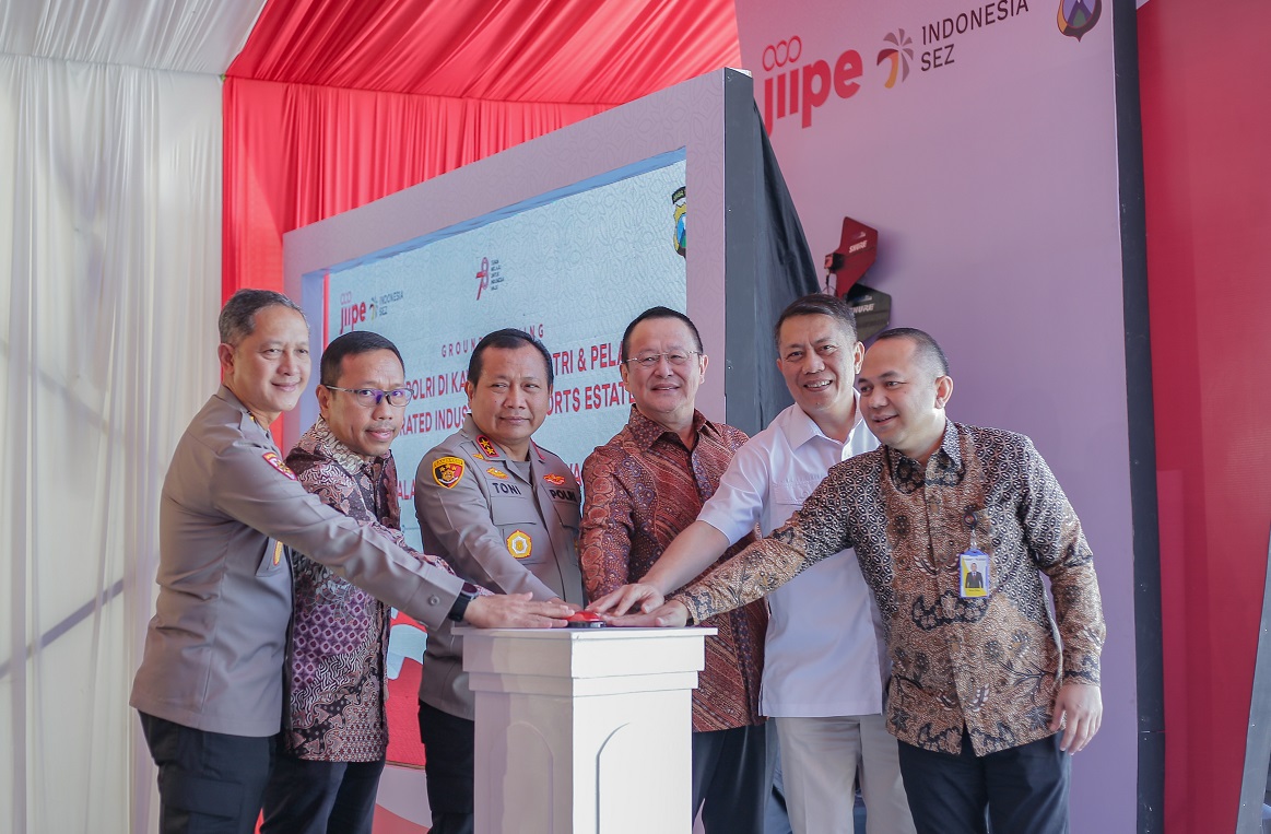 JIIPE（爪哇綜合工業和港口區）錦石經濟特區與東爪哇地區警察共同建設警察總部，保障地區與港口安全